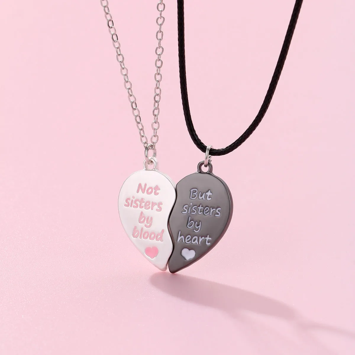 Magnetic Hearts Best Friends Necklaces Gift Set