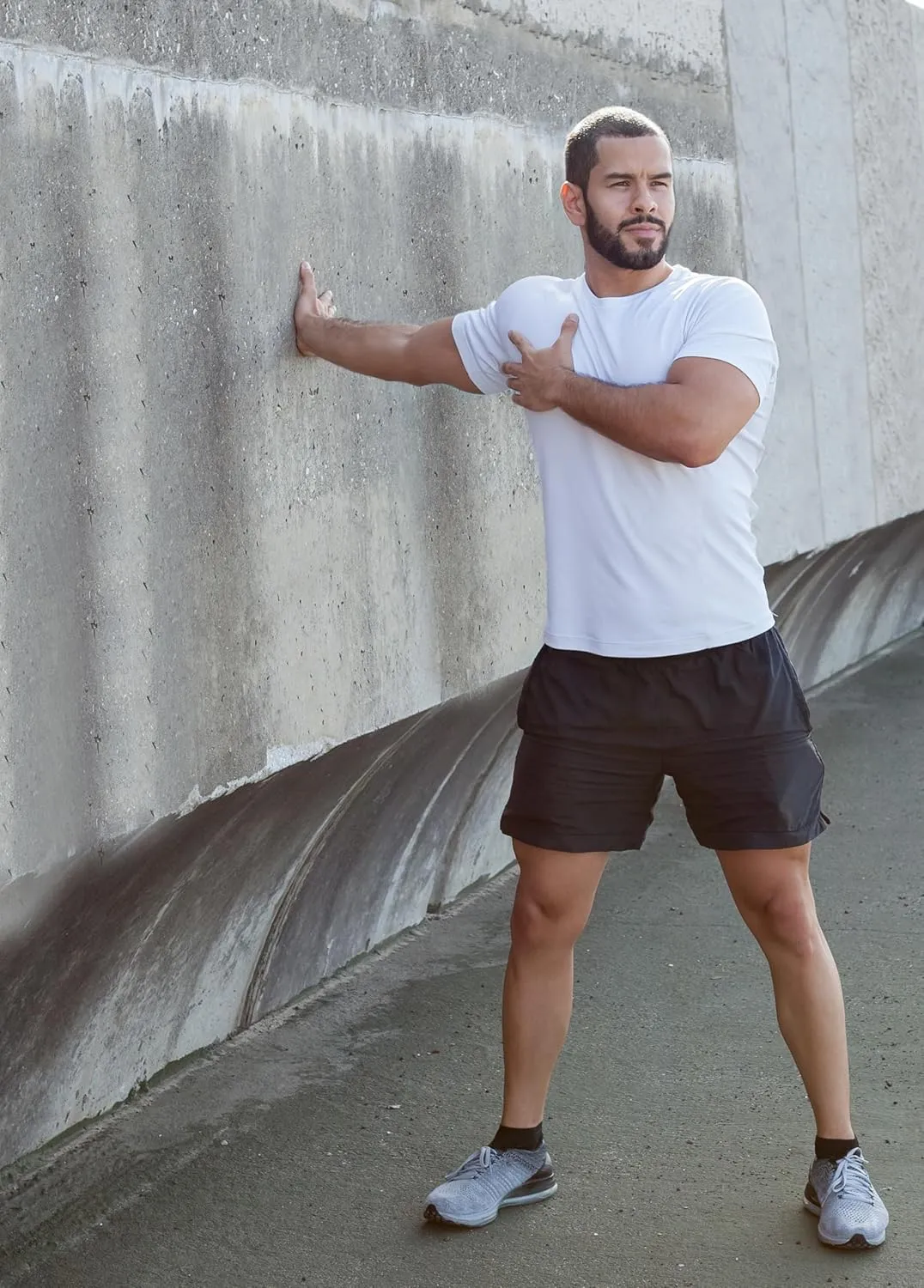 TanBridge Sweat Wicking Exercise UV Shirts for Men Short Sleeve Quick Dry Breathable T-Shirts Athletic Running Gym Sport